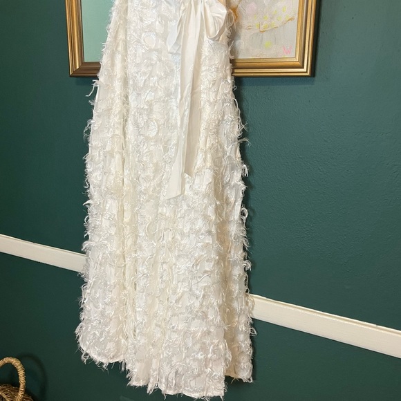 MODCLOTH Dresses | ModCloth White Midi Sleeveless Feathered Dress NWT Sz 6 - Picture 7 of 10